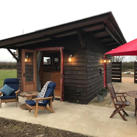 ホテル The Little Stable コービー エクステリア 写真